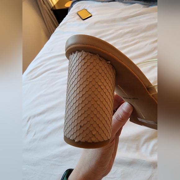 Dolce Vita Noles Heels in Nude with Vinyl Staps 9.5 - Picture 6 of 6